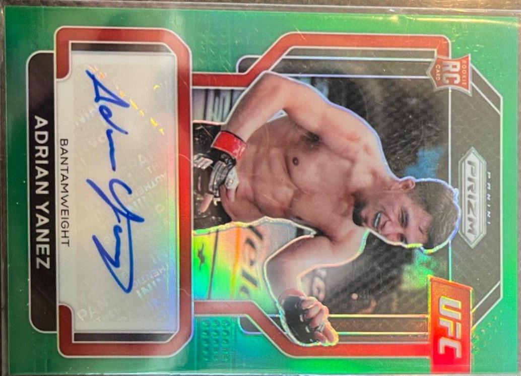 Adrian Yanez 2022 Panini Prizm UFC Signatures #SG-AYZ Green