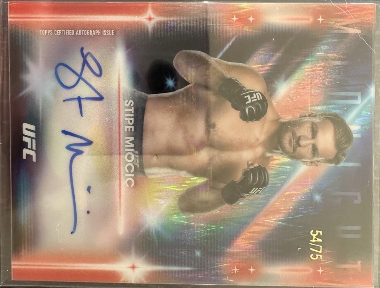 Stipe Miocic 2025 Topps Midnight UFC Glimmer Graphs #GRG-SM Dusk