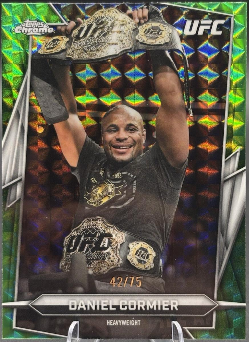 Daniel Cormier 2026 Topps Chrome UFC Base #8 Green Geometric Refractor