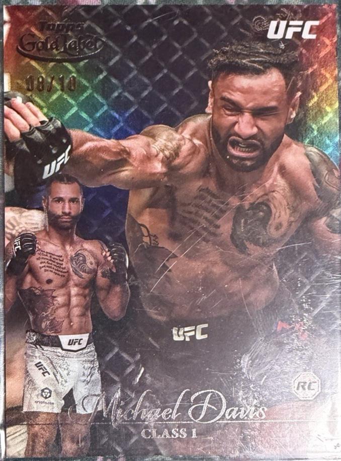 Mike Davis 2024 Topps Gold Label UFC Base Class I #38 Green