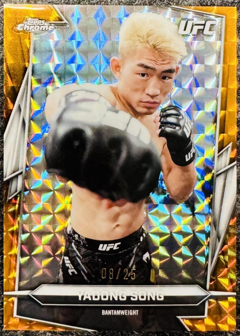 Song Yadong 2026 Topps Chrome UFC Base #45 Orange Geometric Refractor