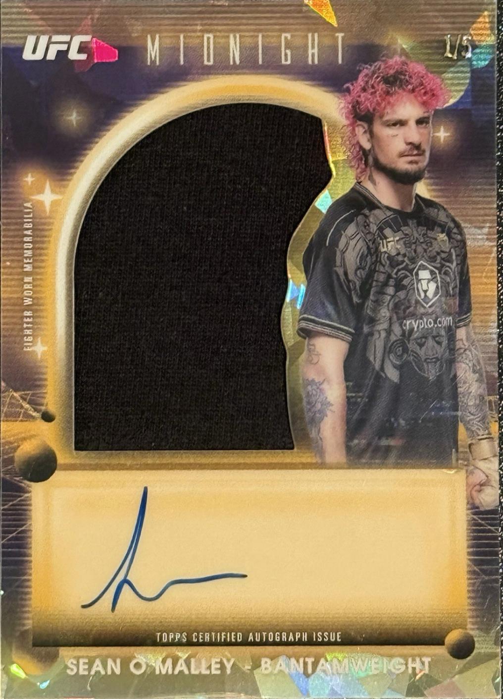Sean O'Malley 2025 Topps Midnight UFC Relic Autographs #VRA-SO Black Light