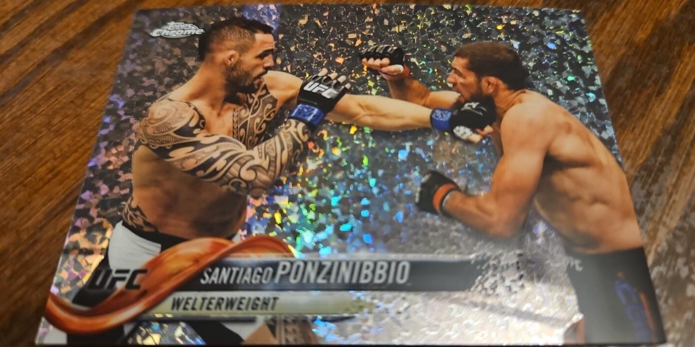 Santiago Ponzinibbio 2018 Topps Chrome UFC Base #88 Refractor
