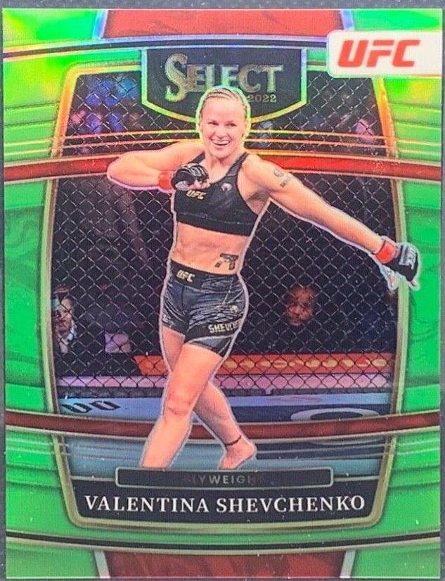 Valentina Shevchenko 2022 Panini Select UFC Concourse #67 Neon Green