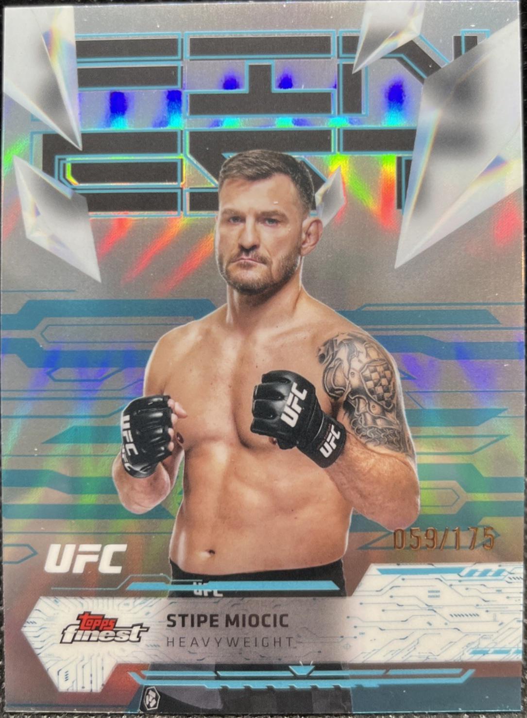 Stipe Miocic 2025 Topps Finest UFC Base Uncommon #192 Blue Refractor