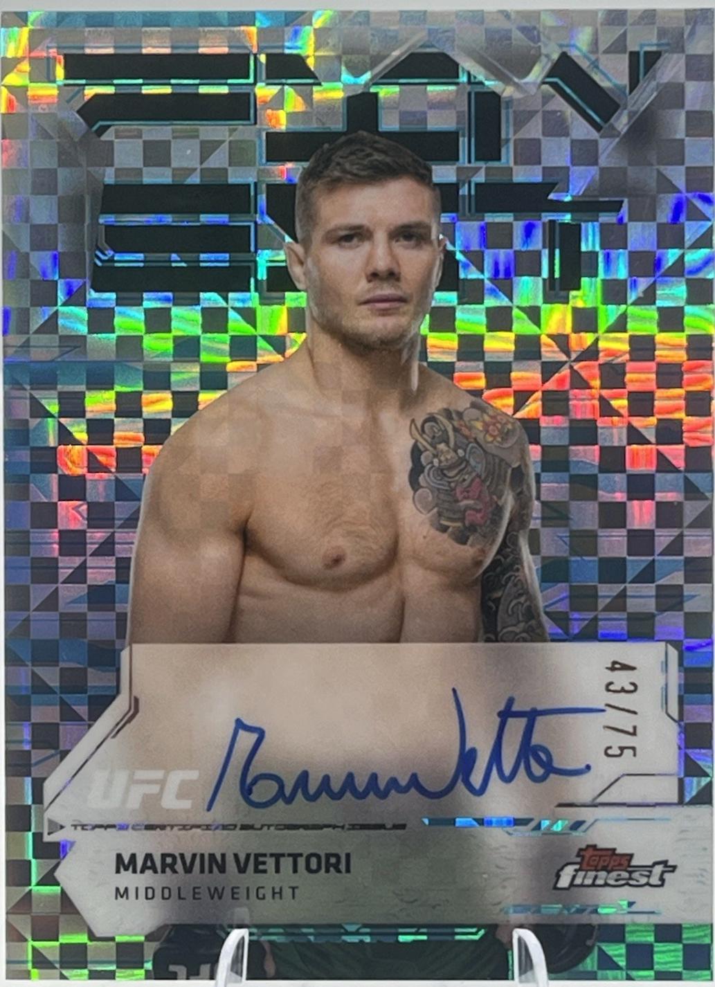 Marvin Vettori 2025 Topps Finest UFC Finest Autographs #FA-MI Blue Checkerboard Refractor