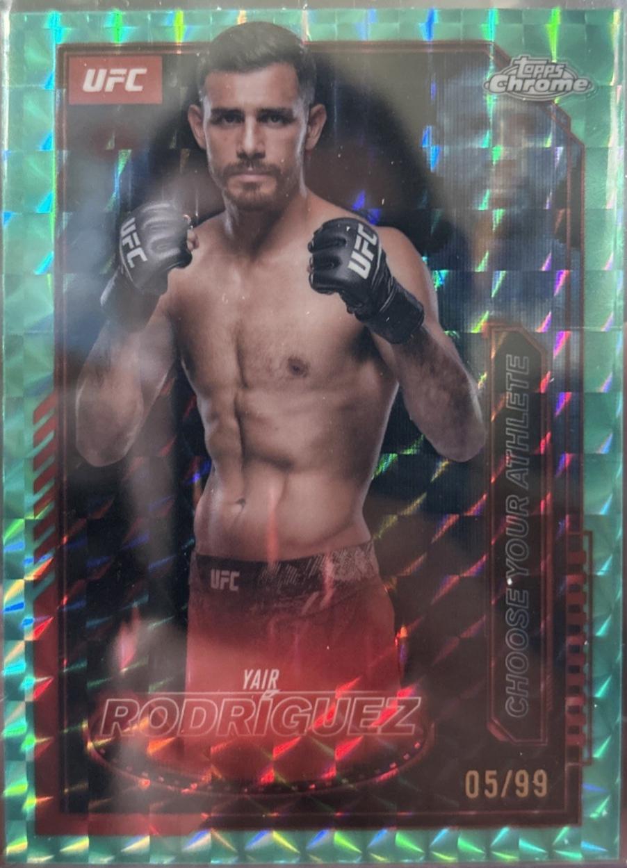 Yair Rodríguez 2025 Topps Chrome UFC Mission Control #MCL-9 Green Refractor