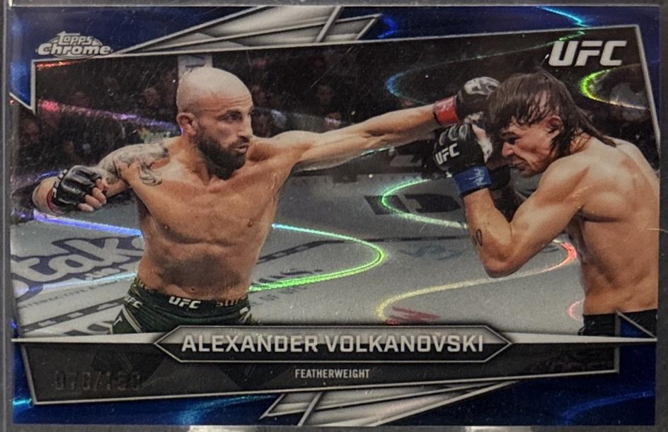 Alexander Volkanovski 2026 Topps Chrome UFC Base #30 Blue Ray Wave Refractor