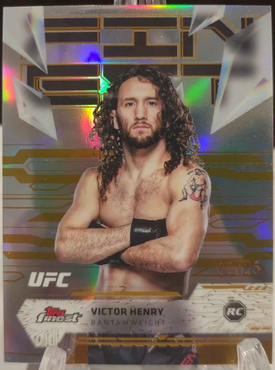 Victor Henry 2025 Topps Finest UFC Base Uncommon #191 Gold Refractor