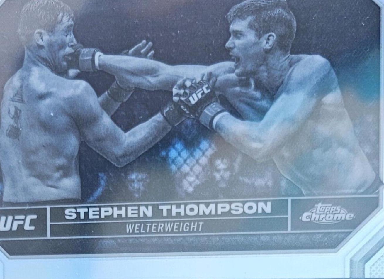 Stephen Thompson 2024 Topps Chrome UFC Base #180 Negative Refractor