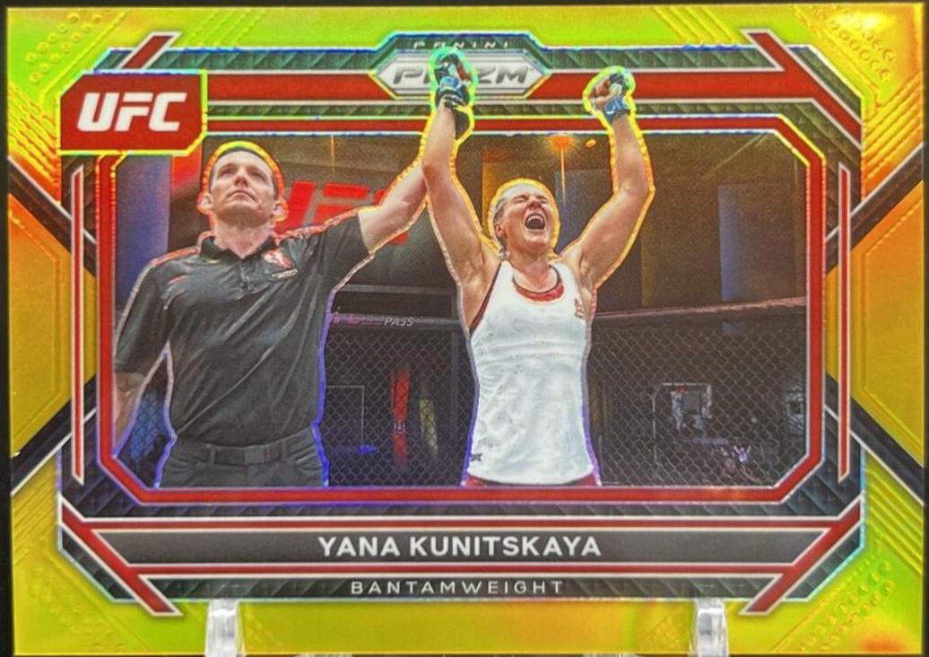 Yana Santos 2023 Panini Prizm UFC Base #93 Gold