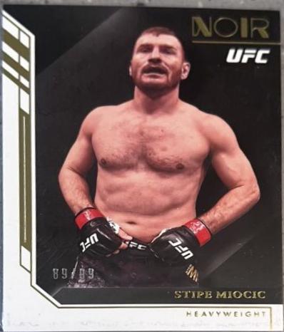 Stipe Miocic 2023 Panini Chronicles UFC Base Noir #427 Green