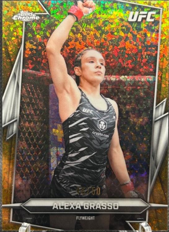 Alexa Grasso 2026 Topps Chrome UFC Base #170 Gold Mini Diamonds Refractor