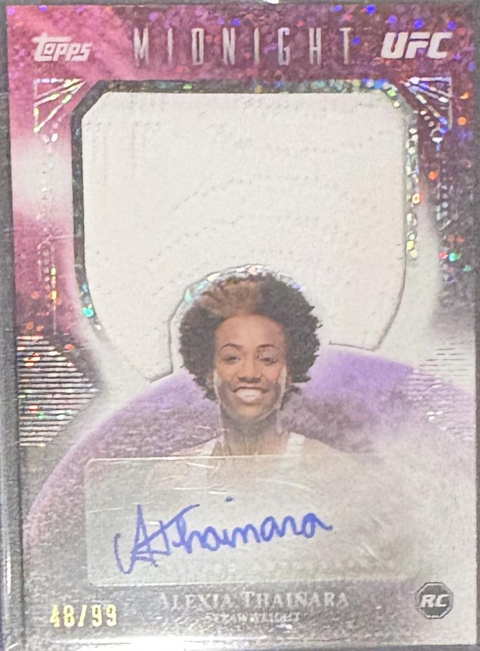 Alexia Thainara 2026 Topps Midnight UFC Rookie Relic Autographs #RRA-AA Twilight