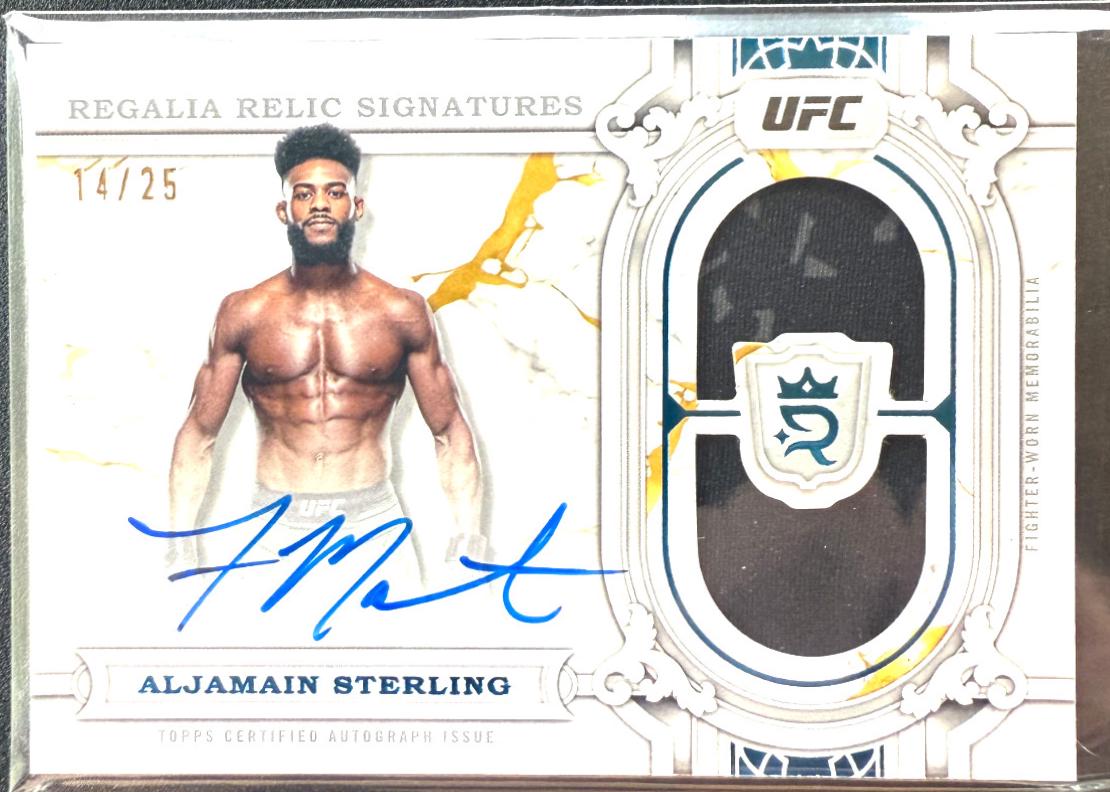 Aljamain Sterling 2024 Topps Royalty UFC Regalia Relic Signatures #RRS-ASG Blue