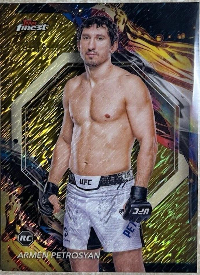 Armen Petrosyan 2024 Topps Finest UFC Base Uncommon #160 Gold Shimmer Refractor