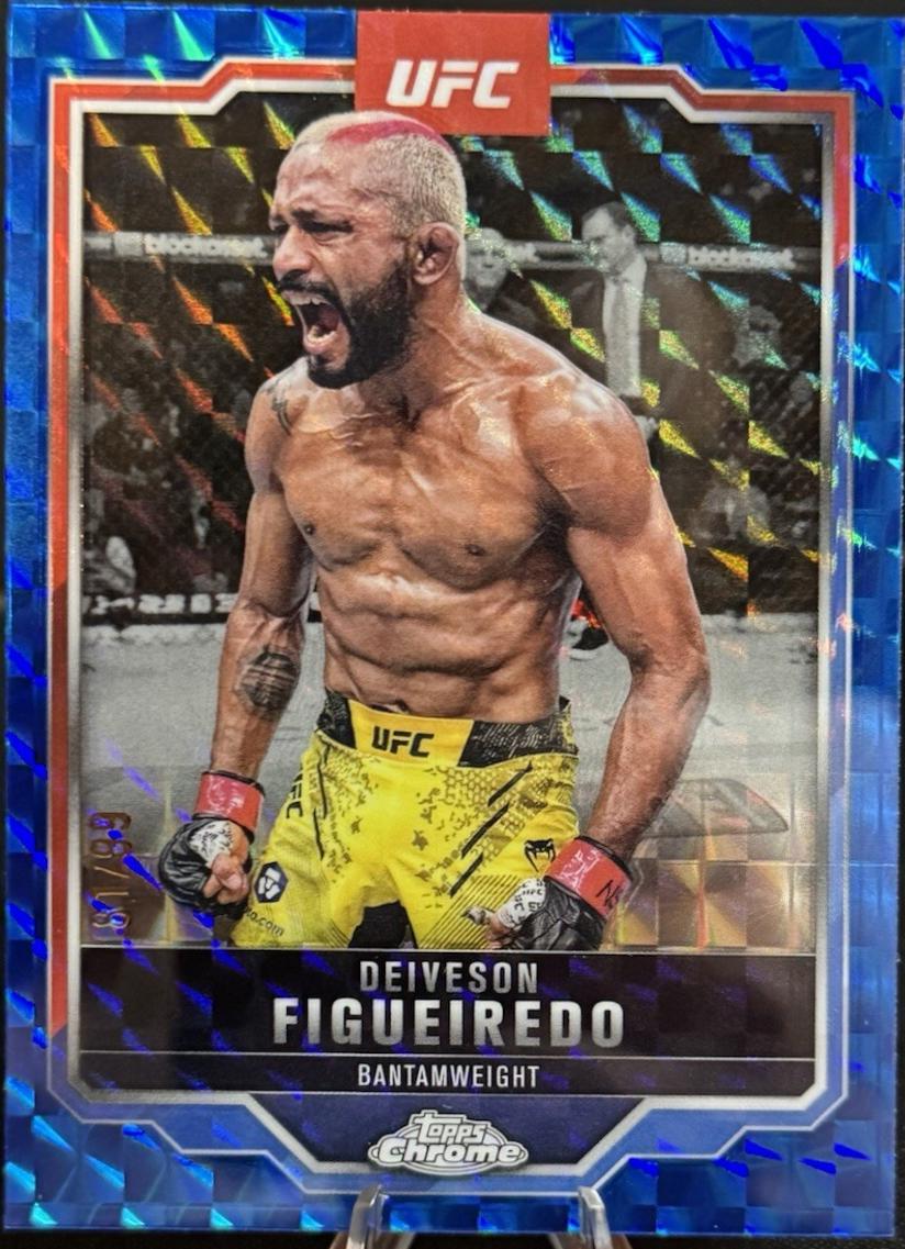 Deiveson Figueiredo 2025 Topps Chrome UFC Base #186 Blue Geometric Refractor