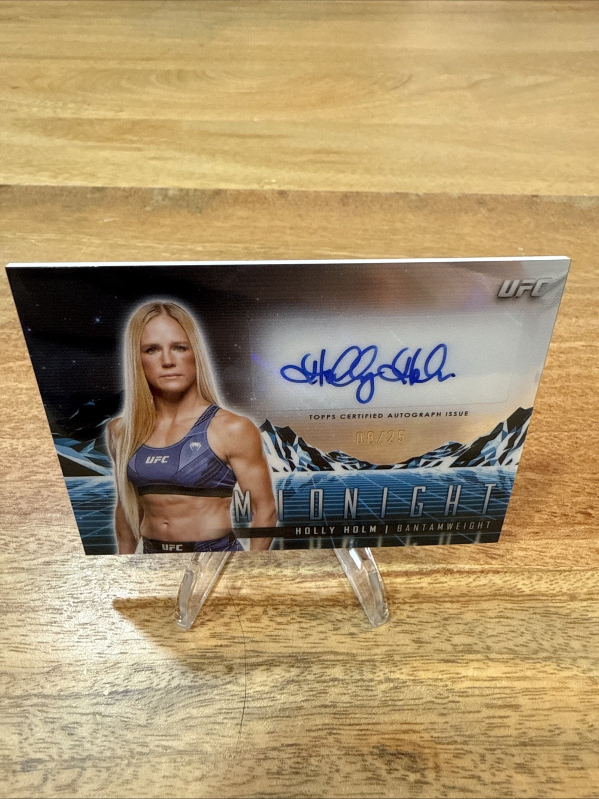 Holly Holm 2024 Topps Midnight UFC Horizon Signatures #HS-HHM Moonrise