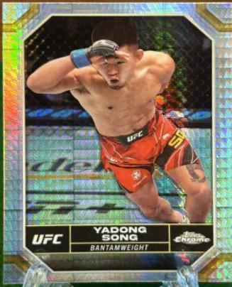 Song Yadong 2024 Topps Chrome UFC Base #179 Refractor