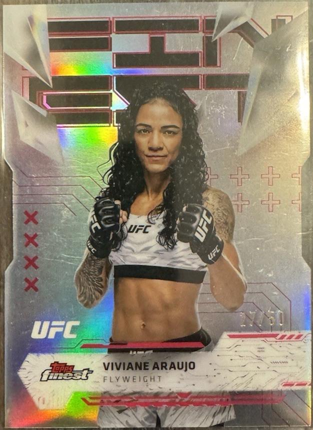 Viviane Araujo 2025 Topps Finest UFC Base Uncommon #160 Die Cut