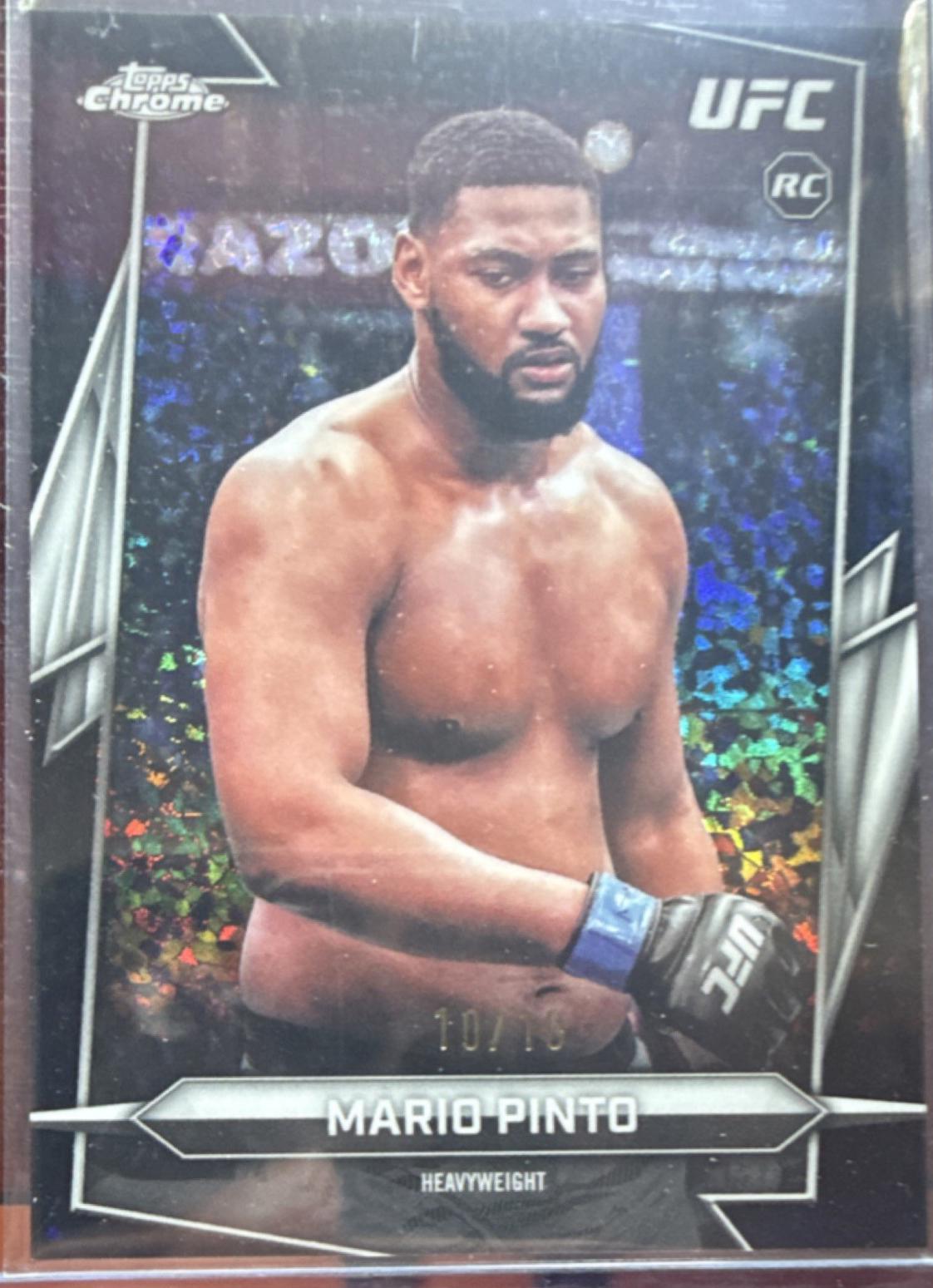 Mario Pinto 2026 Topps Chrome UFC Base #31 Black Refractor