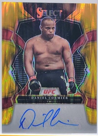 Daniel Cormier 2023 Panini Select UFC Signatures #32 Gold Flash