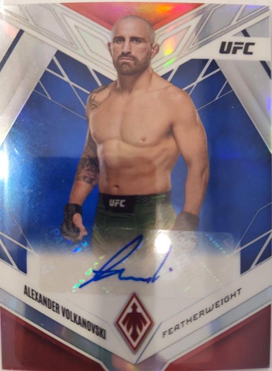 Alexander Volkanovski 2023 Panini Chronicles UFC Phoenix Autographs #11 Blue
