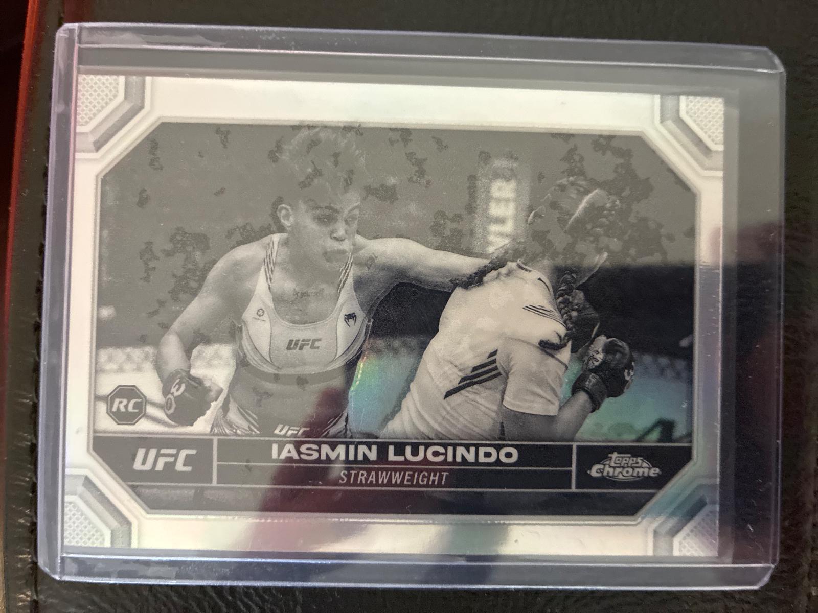 Iasmin Lucindo 2024 Topps Chrome UFC Base #43 Negative Refractor