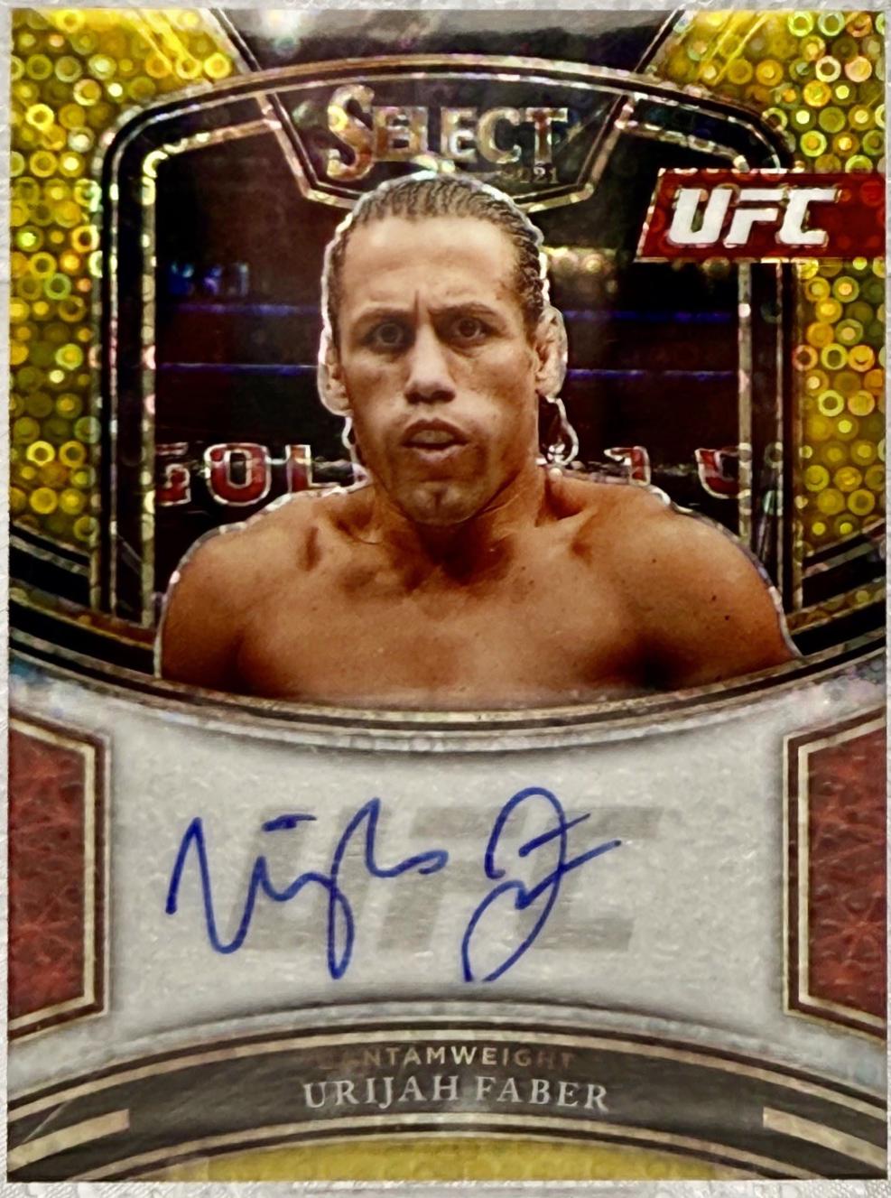 Urijah Faber 2021 Panini Select UFC Signatures #10 Gold Disco Prizms