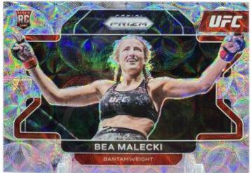 Bea Malecki 2022 Panini Prizm UFC Base #17 Premium
