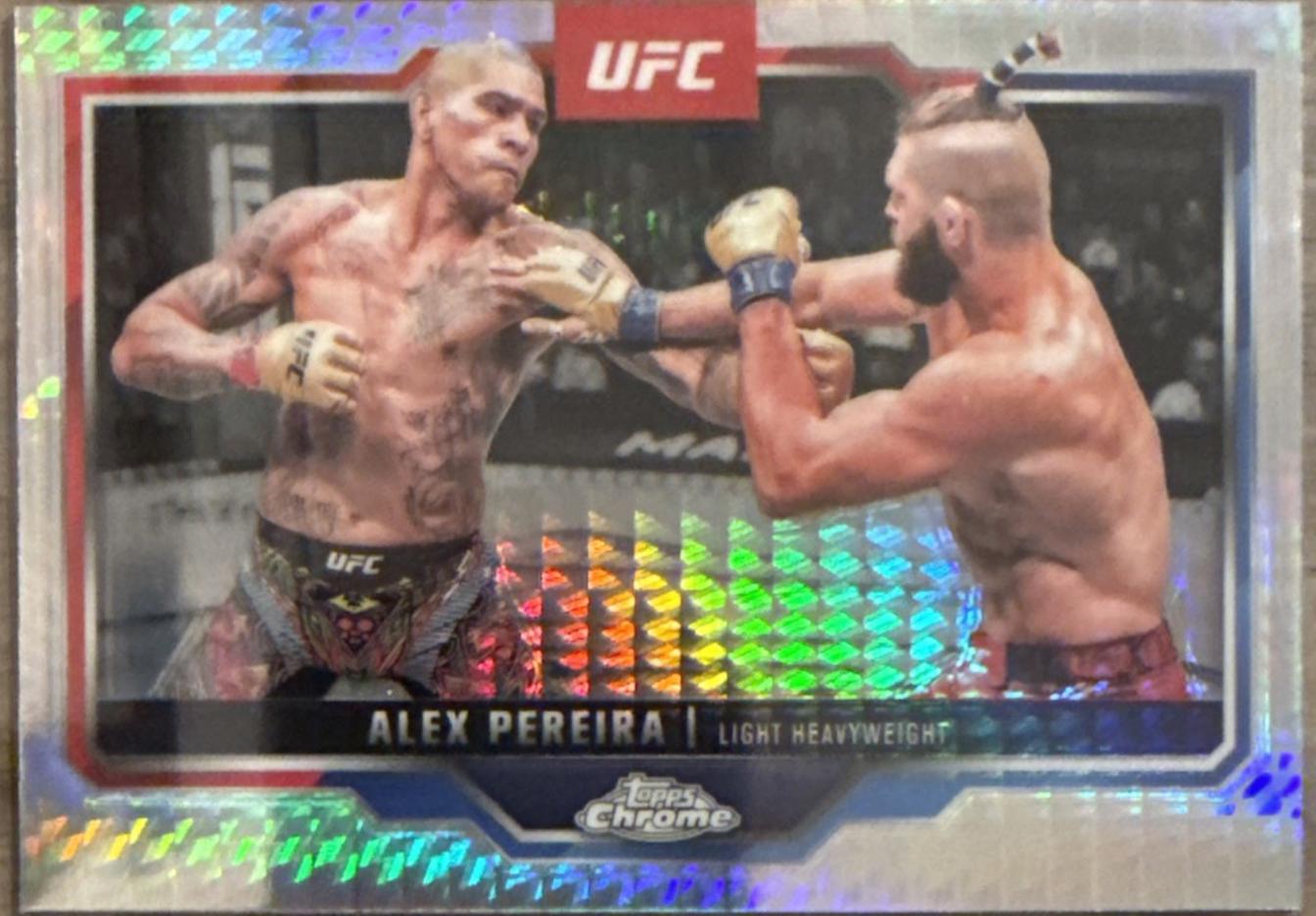 Alex Pereira 2025 Topps Chrome UFC Base #2 Prism Refractor