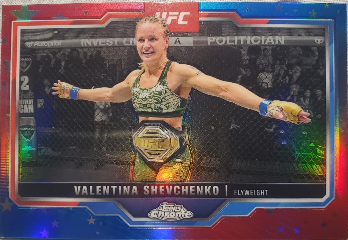 Valentina Shevchenko 2025 Topps Chrome UFC Base #166 Red & Blue Refractor