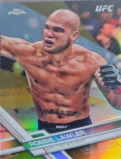 Robbie Lawler 2017 Topps Chrome UFC Base #16 Gold