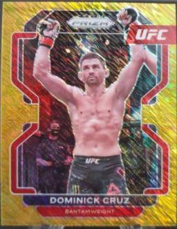 Dominick Cruz 2022 Panini Prizm UFC Base #103 Gold Shimmer