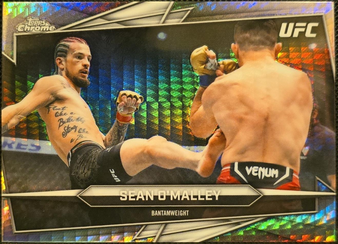 Sean O'Malley 2026 Topps Chrome UFC Base #200 Prism Refractor