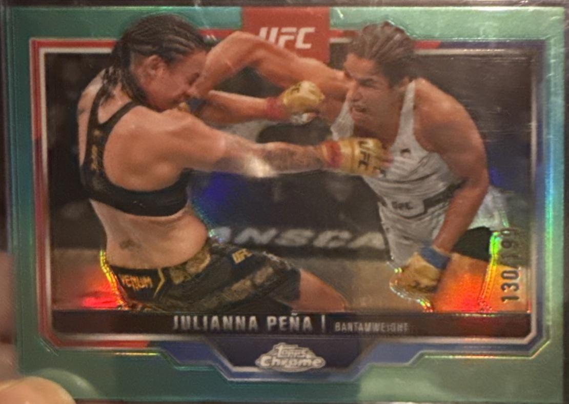 Julianna Peña 2025 Topps Chrome UFC Base #142 Refractor