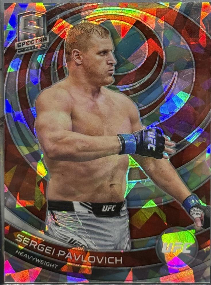 Sergei Pavlovich 2023 Panini Chronicles UFC Base Spectra #385 Silver