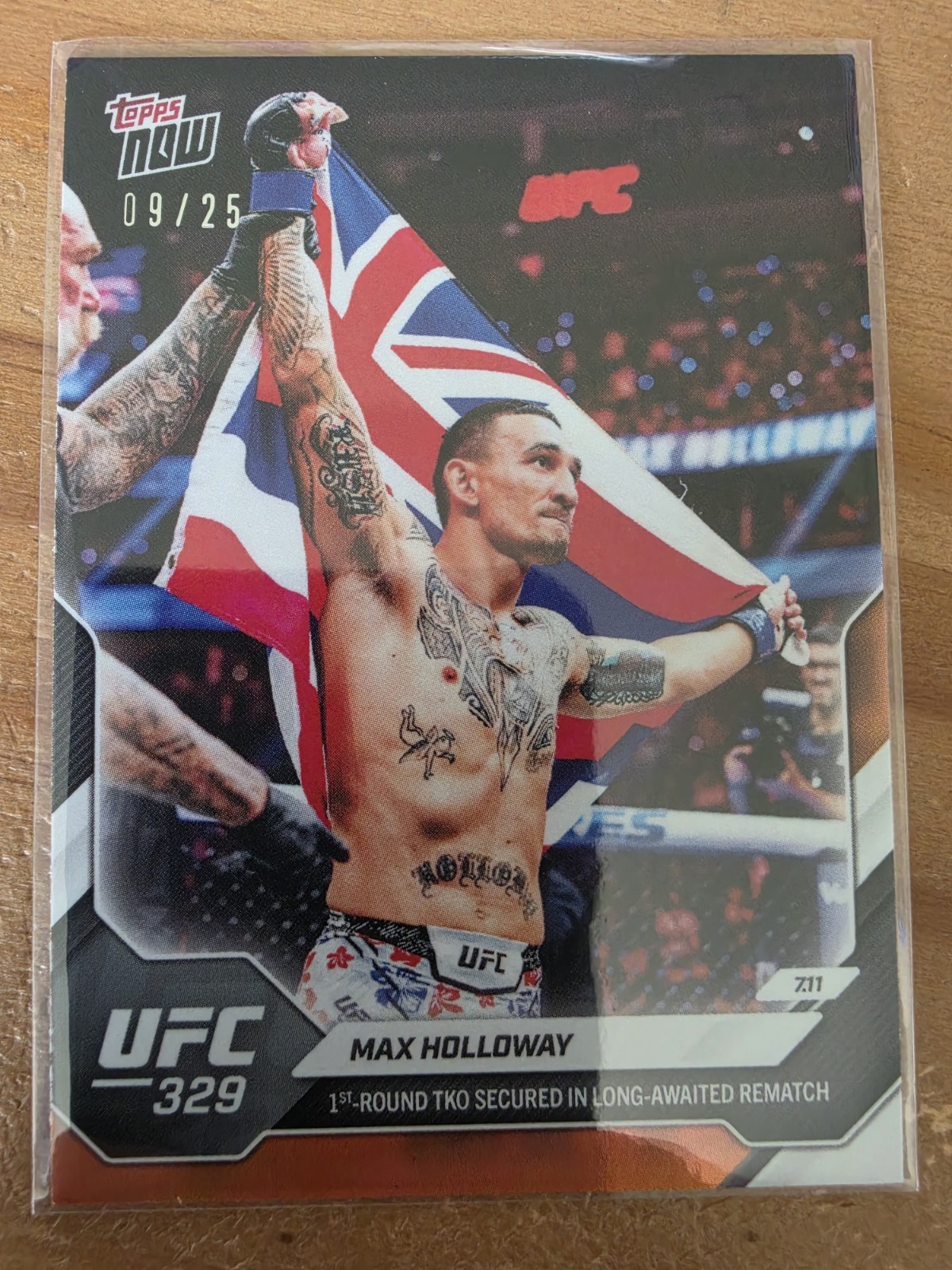 Max Holloway Topps Now UFC Base #25 Orange Foil