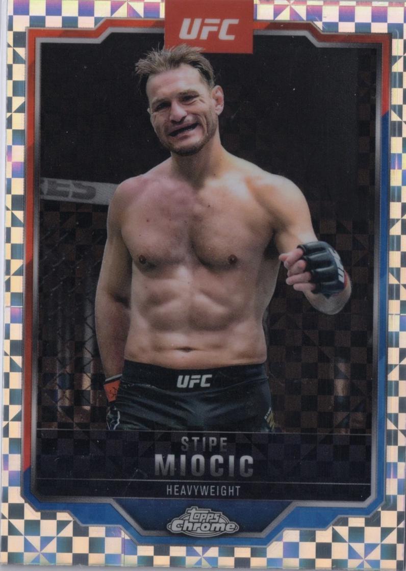 Stipe Miocic 2025 Topps Chrome UFC Base #122 Geometric Refractor