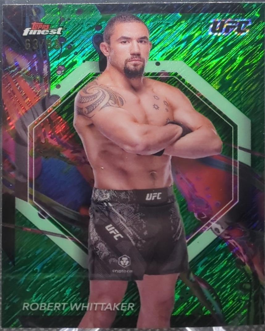Robert Whittaker 2024 Topps Finest UFC Base Common #86 Green Shimmer Refractor