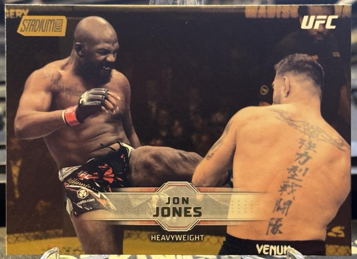 Jon Jones 2026 Topps Stadium Club UFC Base #4 Gold