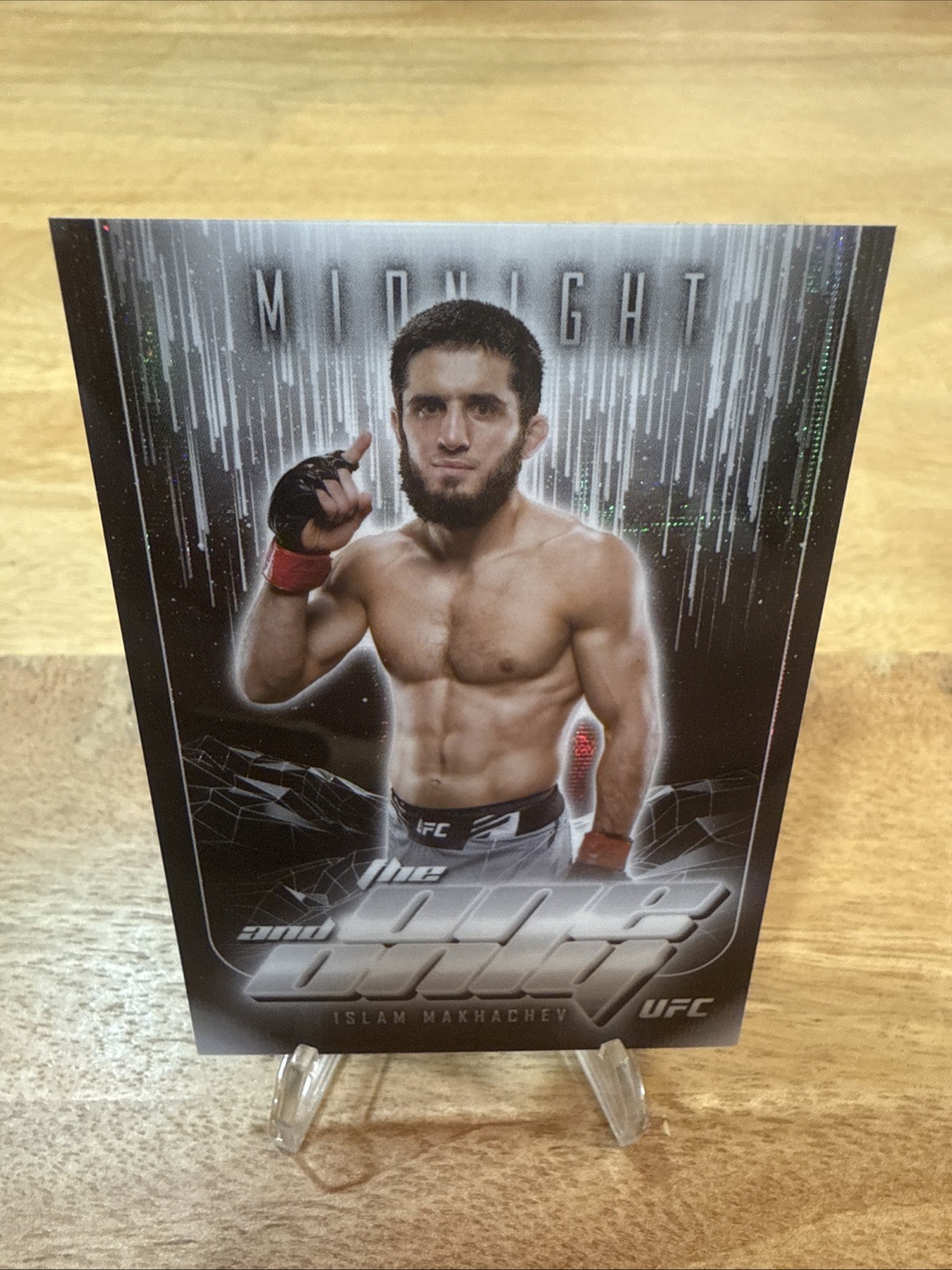 Islam Makhachev 2025 Topps Midnight UFC The One and Only #OO-5 Moon Beam
