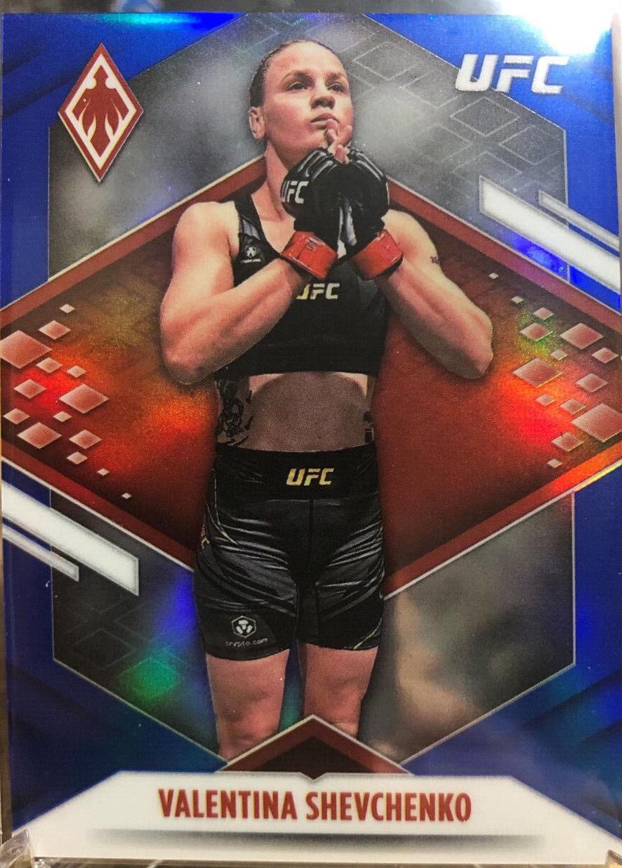 Valentina Shevchenko 2022 Panini Chronicles UFC Base Phoenix #324 Blue