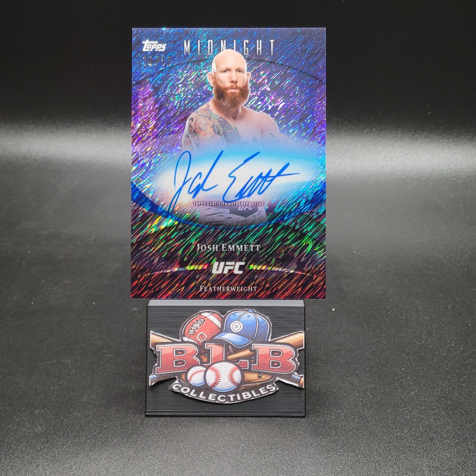 Josh Emmett 2026 Topps Midnight UFC Base Autographs #BAV-JE Midnight