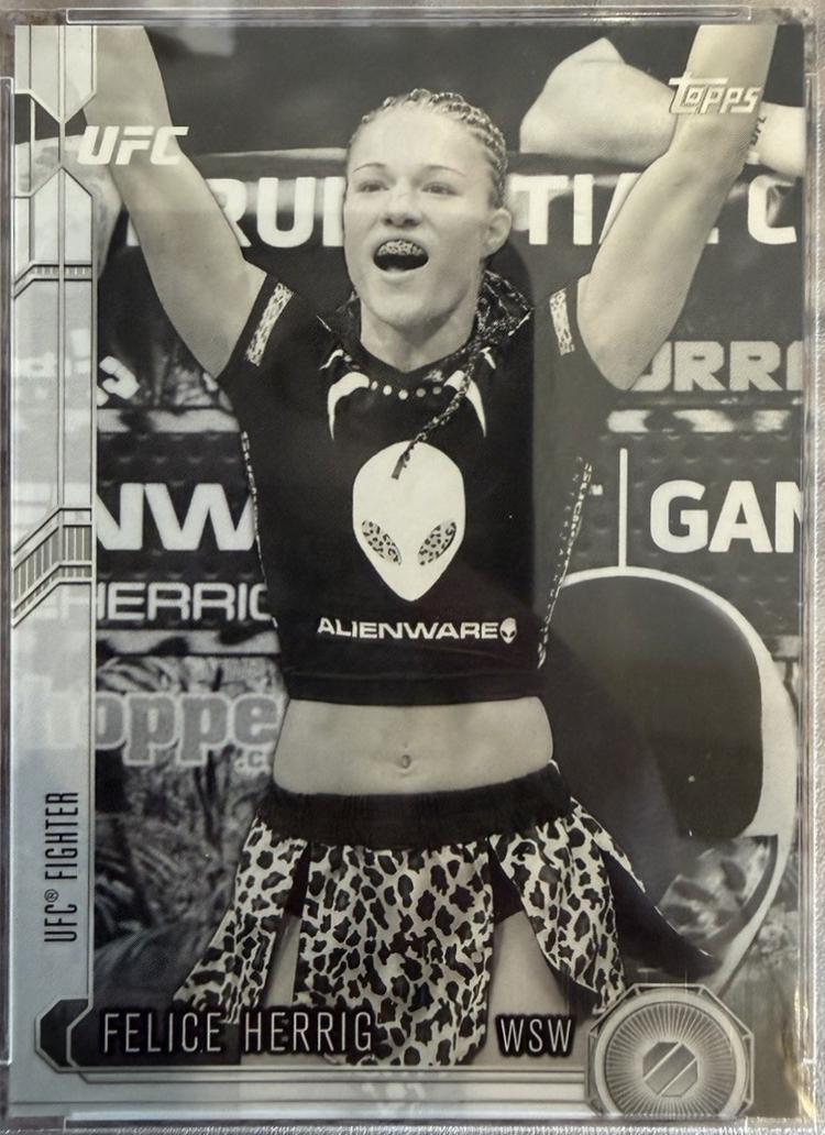 Felice Herrig 2015 Topps UFC Chronicles Base #262 Black and White