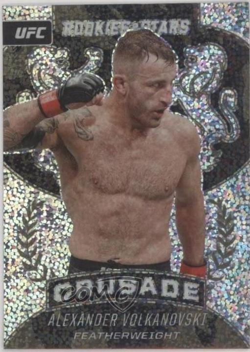 Alexander Volkanovski 2021 Panini Chronicles UFC Base Crusade #236 White Sparkle
