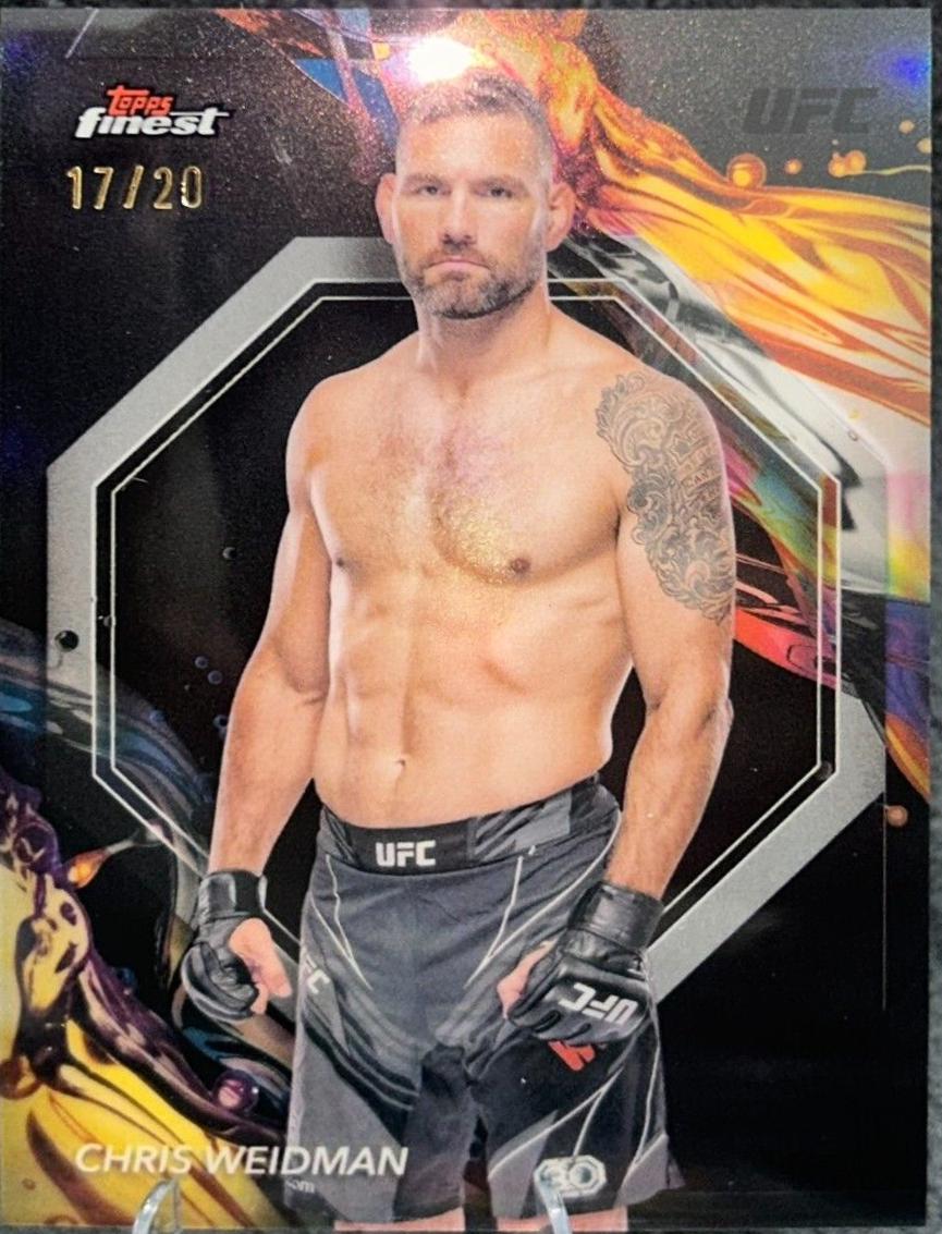 Chris Weidman 2024 Topps Finest UFC Base Uncommon #139 Black Refractor