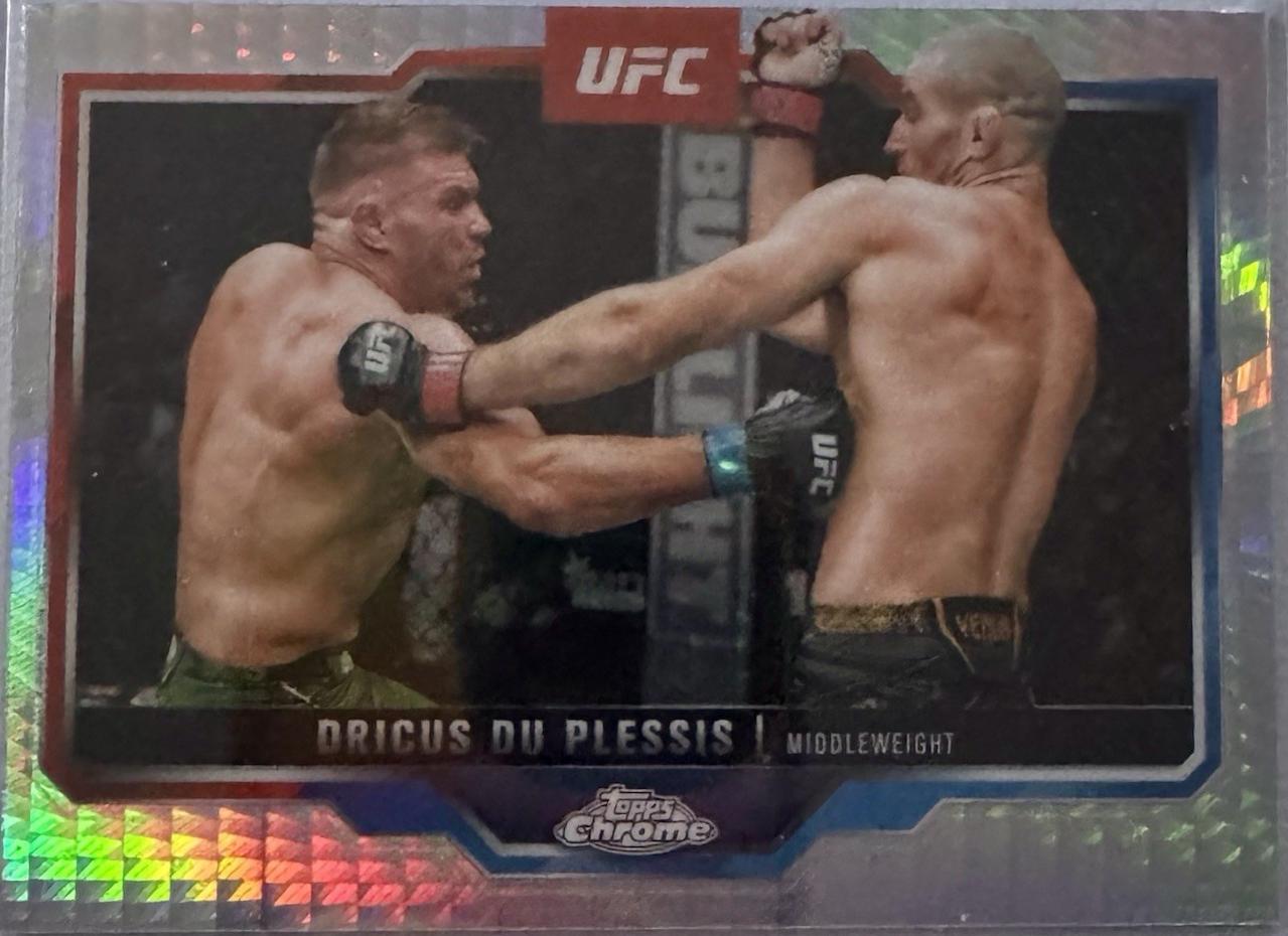 Dricus Du Plessis 2025 Topps Chrome UFC Base #137 Prism Refractor