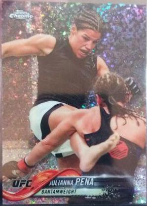 Julianna Peña 2018 Topps Chrome UFC Base #46 Green