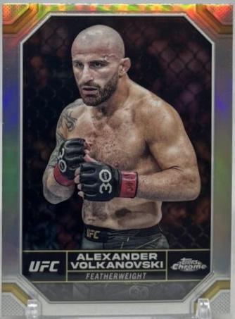 Alexander Volkanovski 2024 Topps Chrome UFC Base #7 Refractor